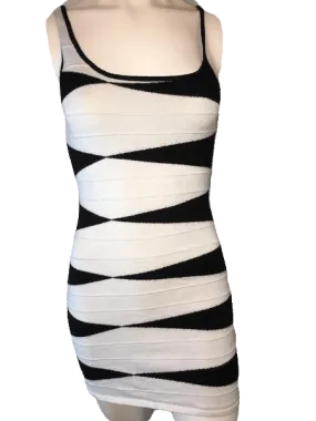 Bebe 60's Black and White Spaghetti Strap Sweater Dress Size M SKU 000168