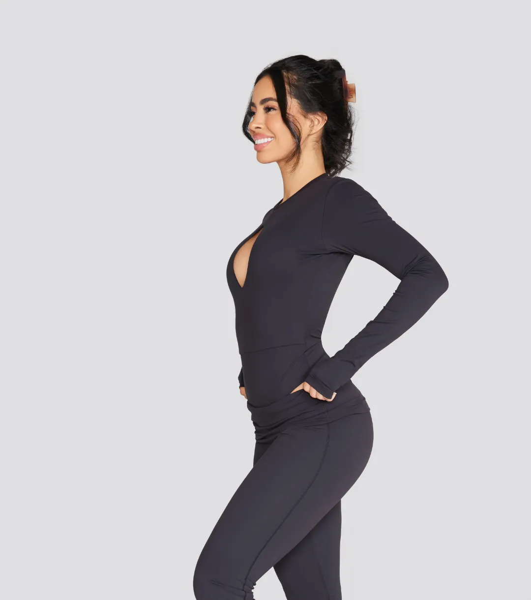 EXPOSED REVERSIBLE LONG SLEEVE BODYSUIT