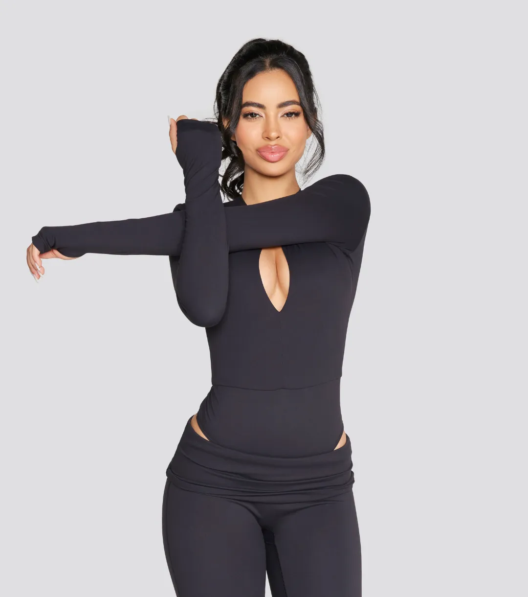 EXPOSED REVERSIBLE LONG SLEEVE BODYSUIT