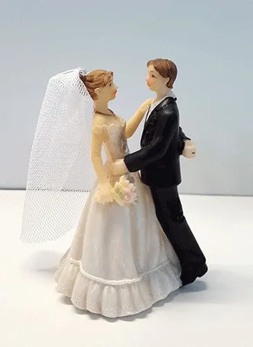 Pearlescent Bride and Groom